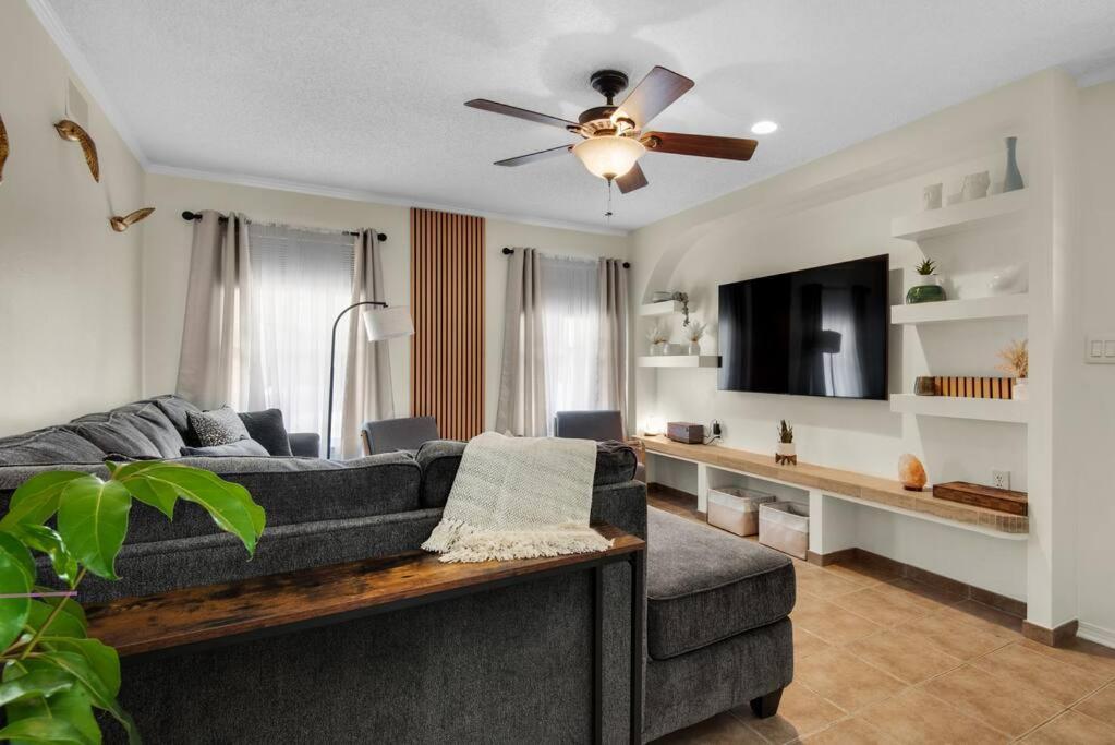 Private Oasis, Pool, Downtown Pns & Beach 3Br-2,5Bt Pensacola Bagian luar foto