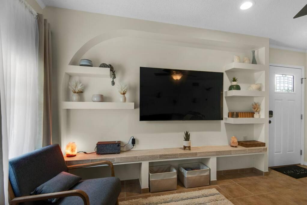 Private Oasis, Pool, Downtown Pns & Beach 3Br-2,5Bt Pensacola Bagian luar foto